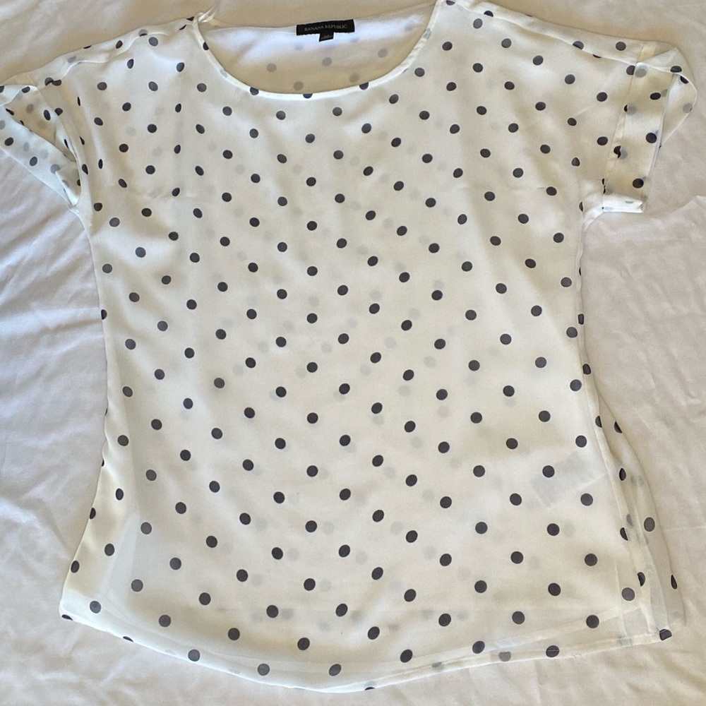 Polka-dot banana republic dress shirt.